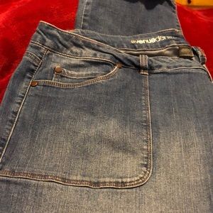 Avenue blue jeans